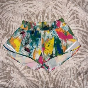 Lululemon hotty hot shorts